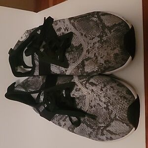 New Balance Black and Gray Snakeskin Print Sneakers